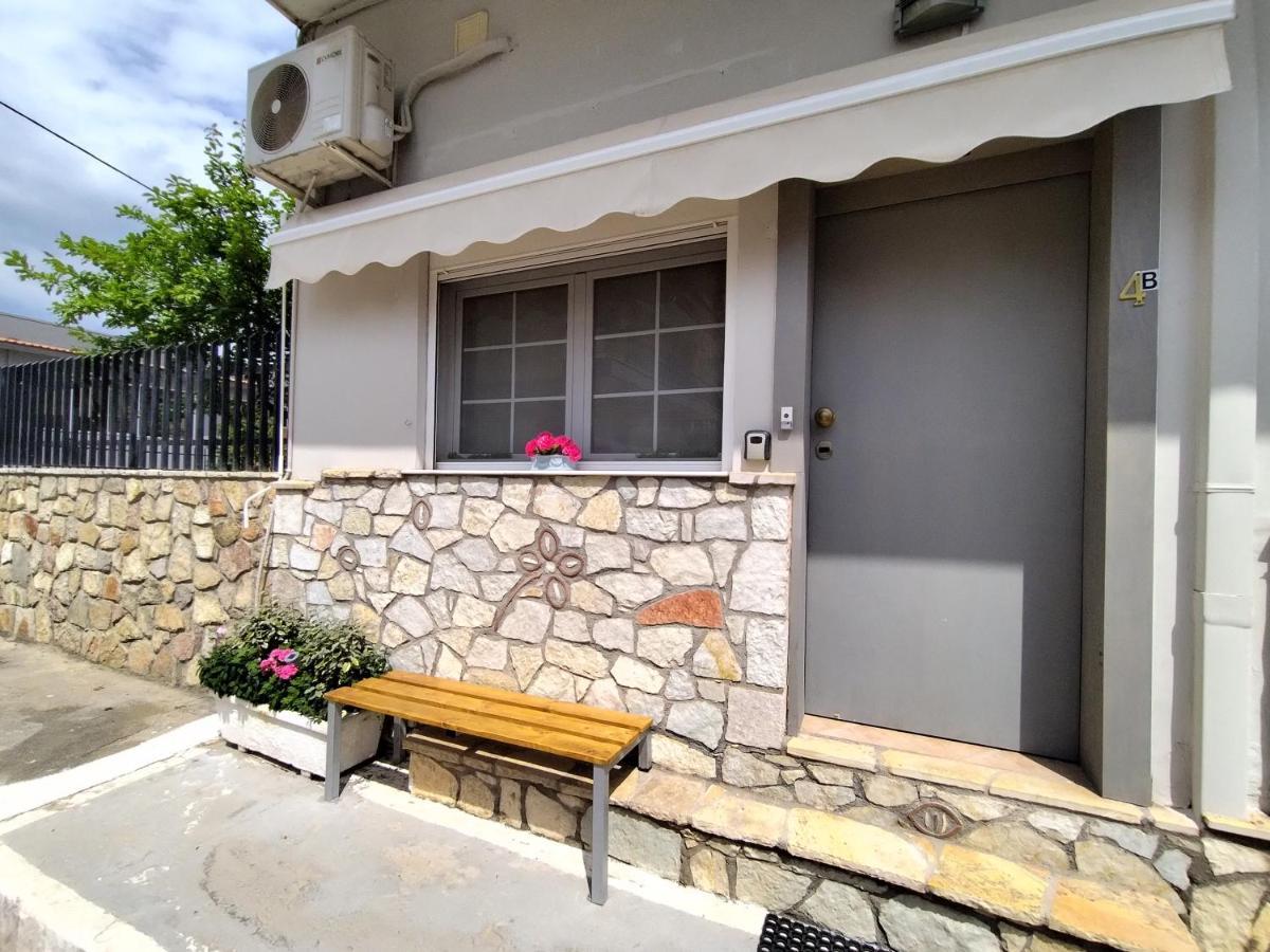 Luxury Seafront House Nearby Delphi Apartment Kirra Exterior photo