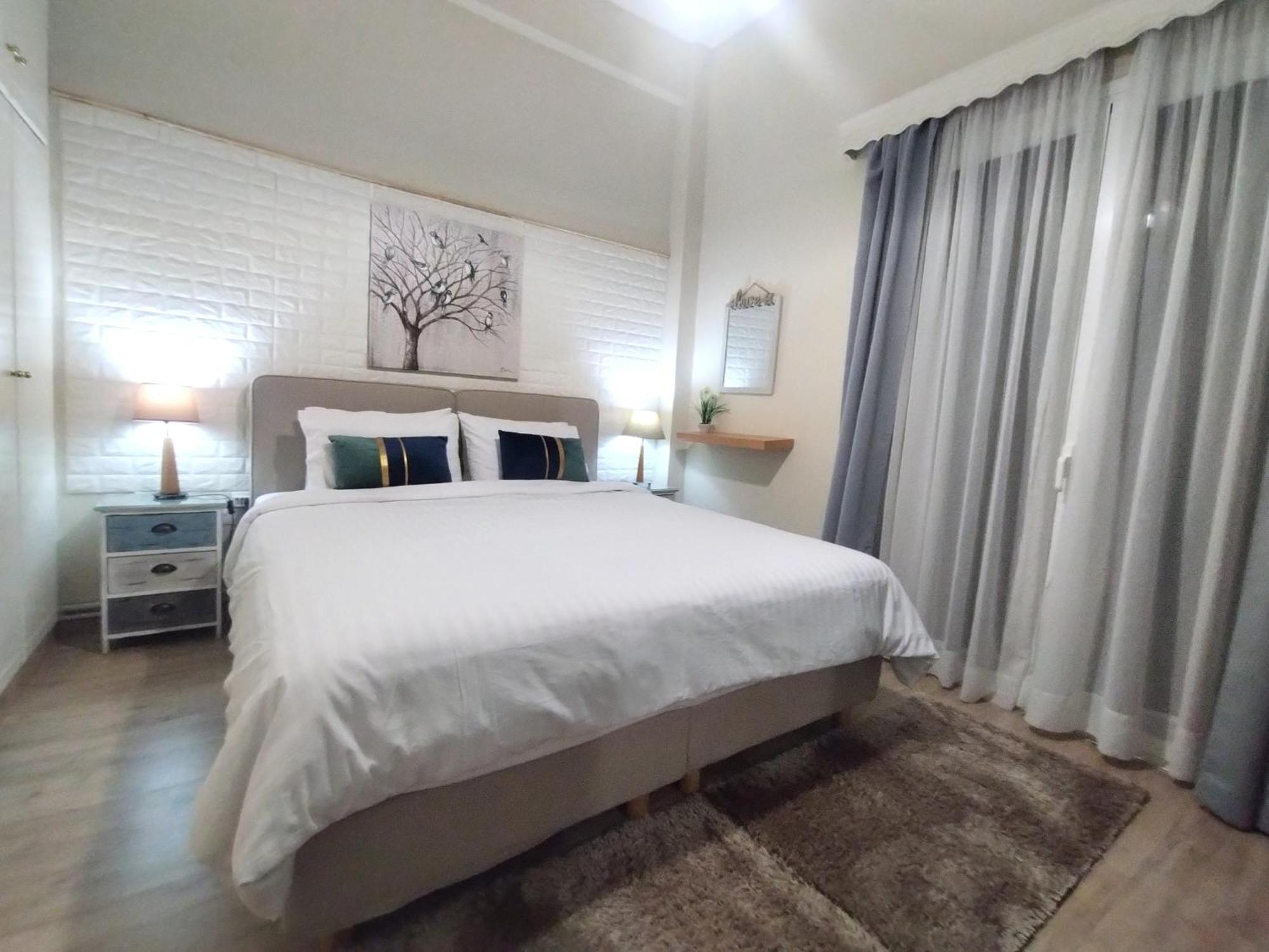 Luxury Seafront House Nearby Delphi Apartment Kirra Exterior photo